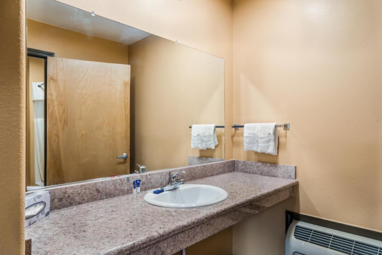 Americas Best Value Inn - Ukiah Exterior foto